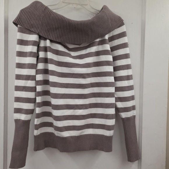 Stella Tweed Striped Off-Shoulder Sweater - Brown and White Size 1X Like New - Picture 2 of 8